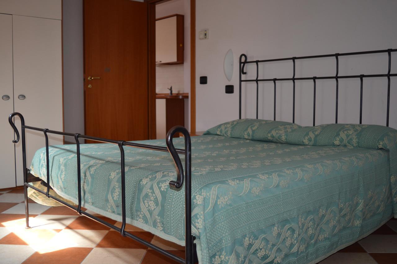 Residenza Villa Margherita Римини Экстерьер фото