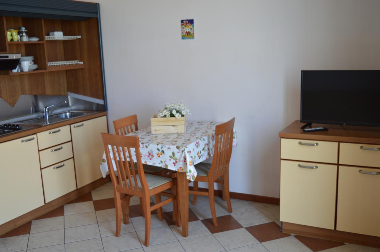 Residenza Villa Margherita Римини Экстерьер фото