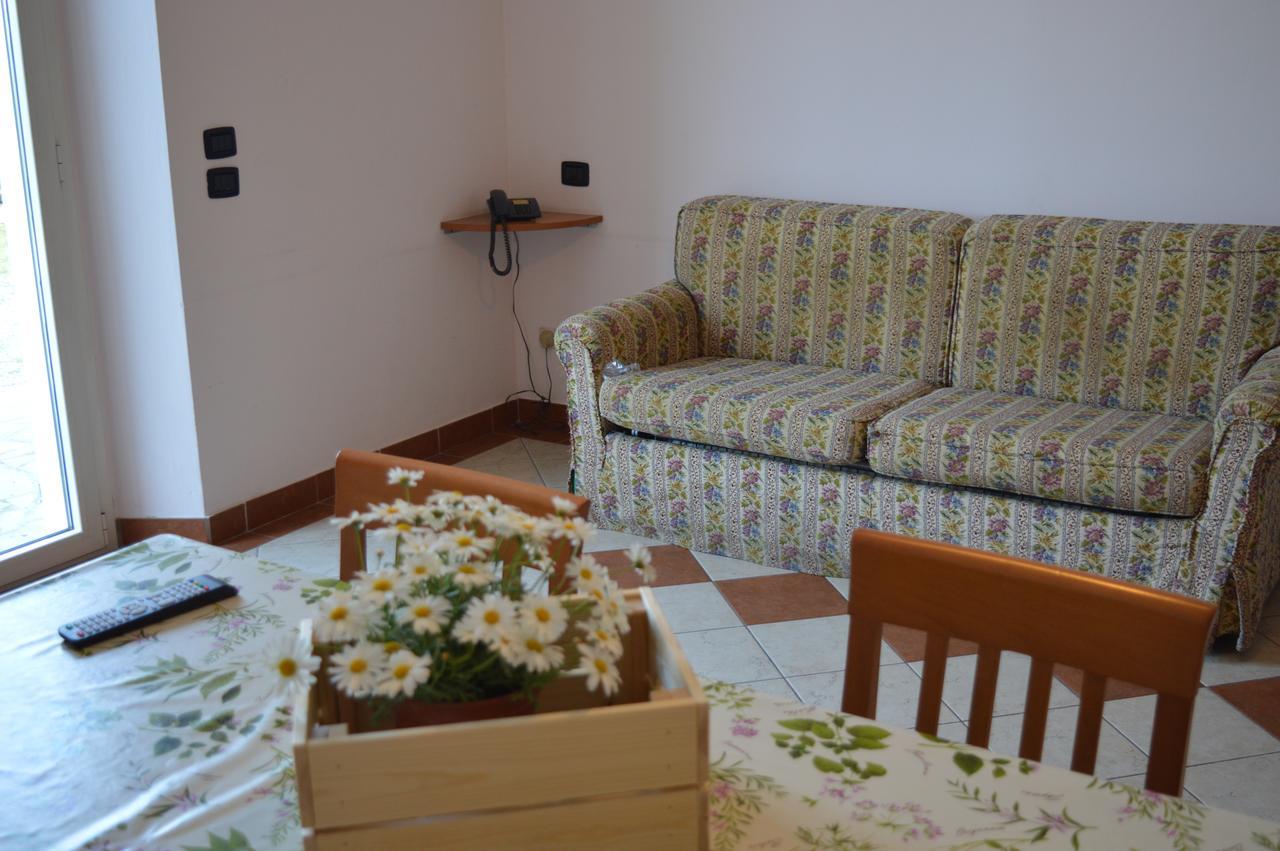 Residenza Villa Margherita Римини Экстерьер фото